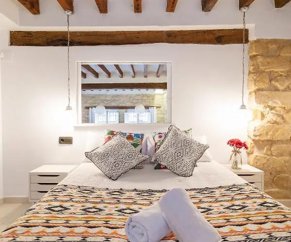 Casco Antiguo Apartment *